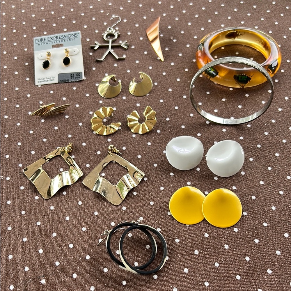All this VTG last century costume jewelry for $22!